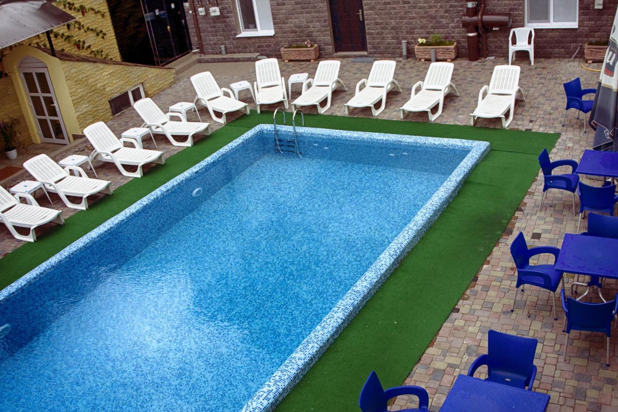 צ'יסינאו Lolo Hotel מראה חיצוני תמונה