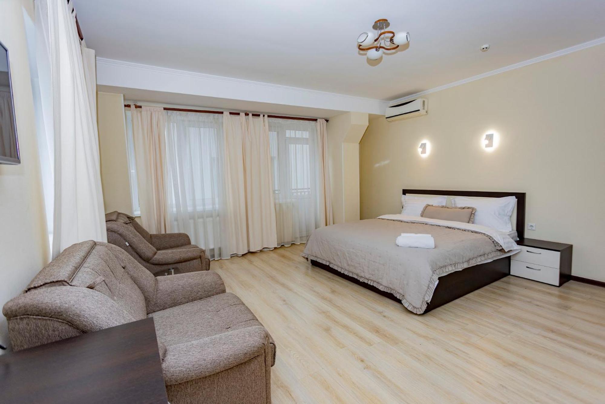 צ'יסינאו Lolo Hotel מראה חיצוני תמונה