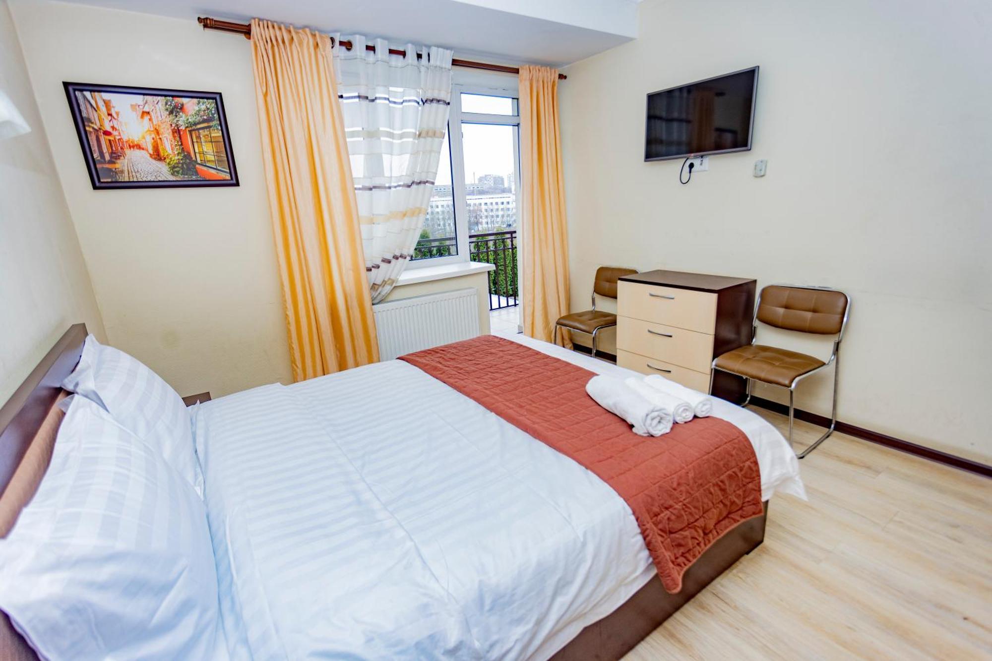 צ'יסינאו Lolo Hotel מראה חיצוני תמונה