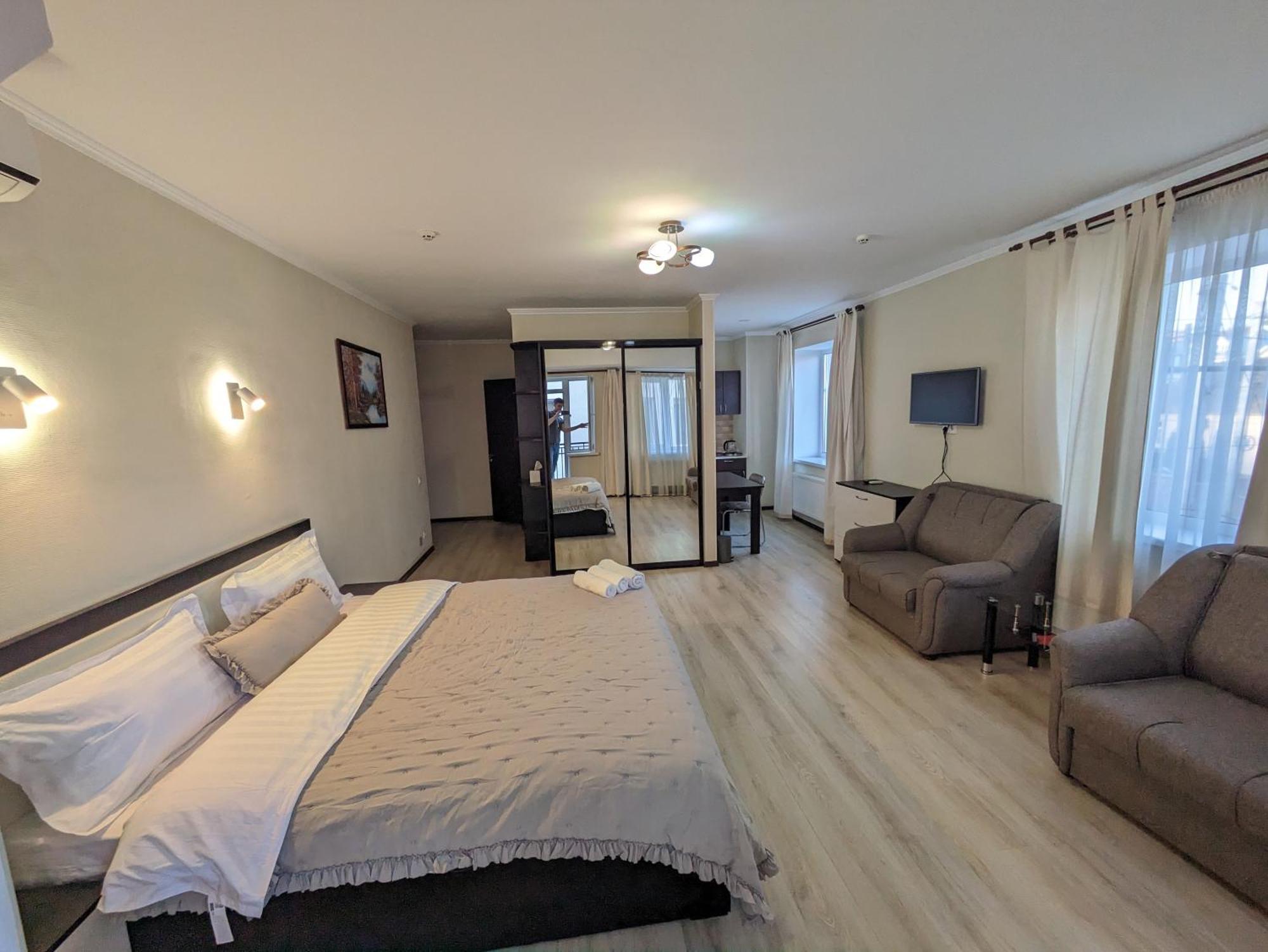 צ'יסינאו Lolo Hotel חדר תמונה
